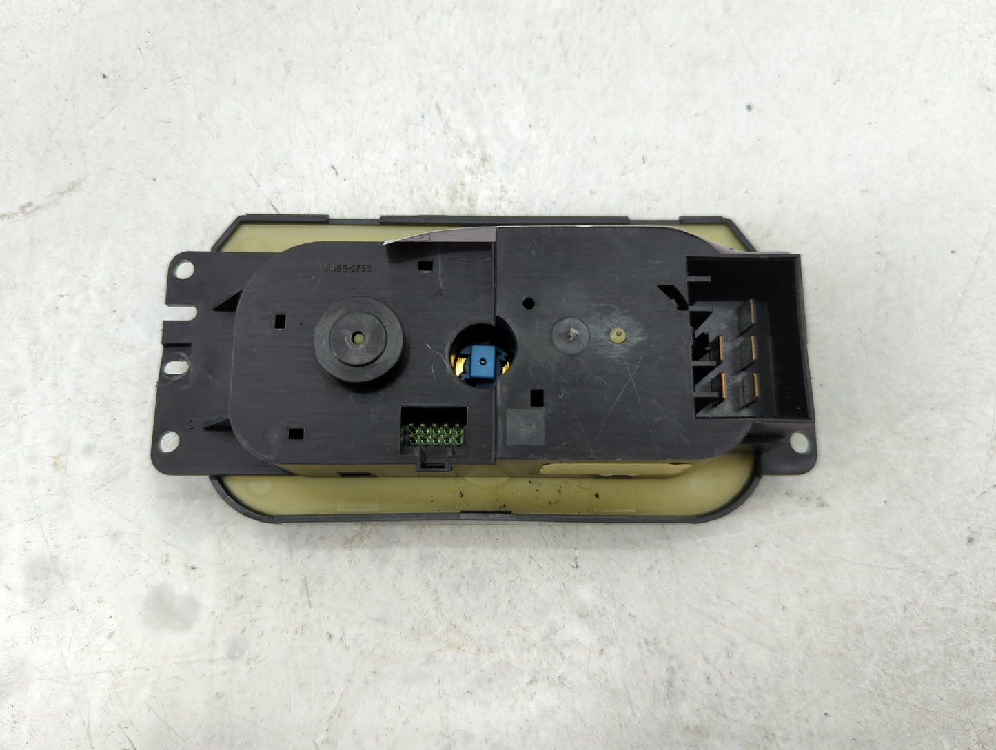 2006 Ford Expedition Climate Control Module Temperature AC/Heater Replacement P/N:4L65-0F33 Fits OEM Used Auto Parts - Oemus