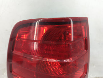 2006 Ford Expedition Tail Light Assembly Driver Left OEM P/N:2LIX-13B505-A 44ZH-1577A Fits OEM Used Auto Parts
