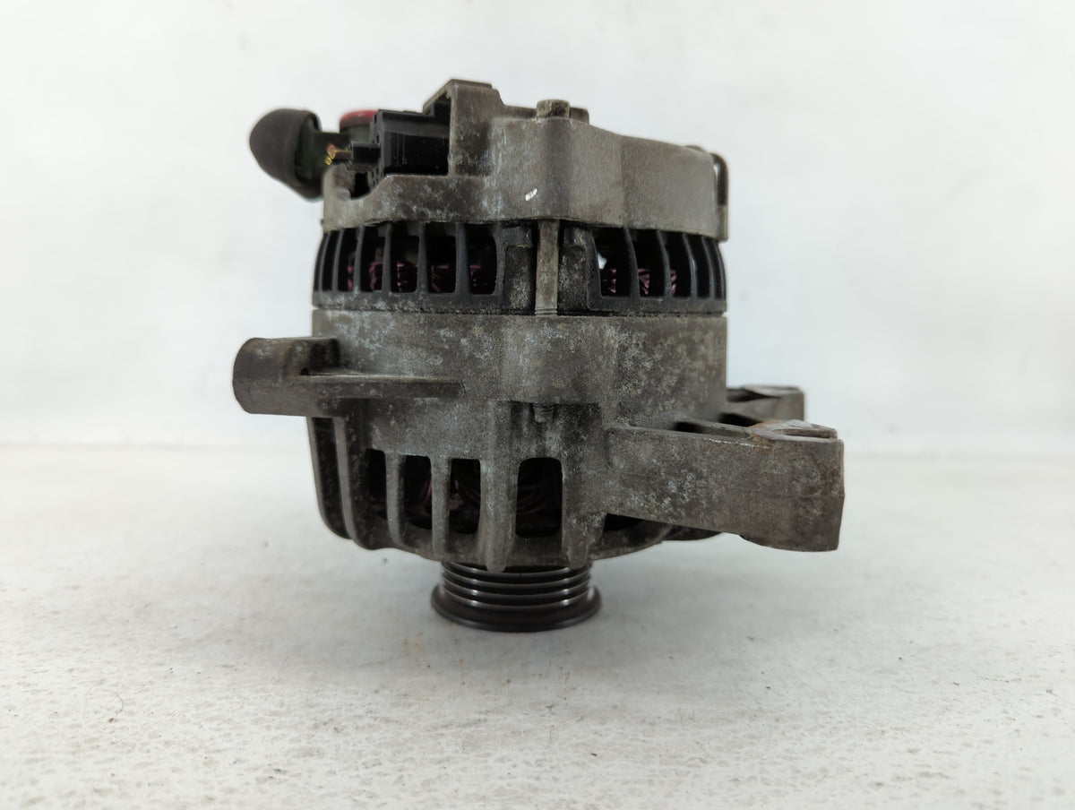 2005-2006 Ford Expedition Alternator Replacement Generator Charging Assembly Engine OEM P/N:05062208 5L7T Fits Fits 2005 200