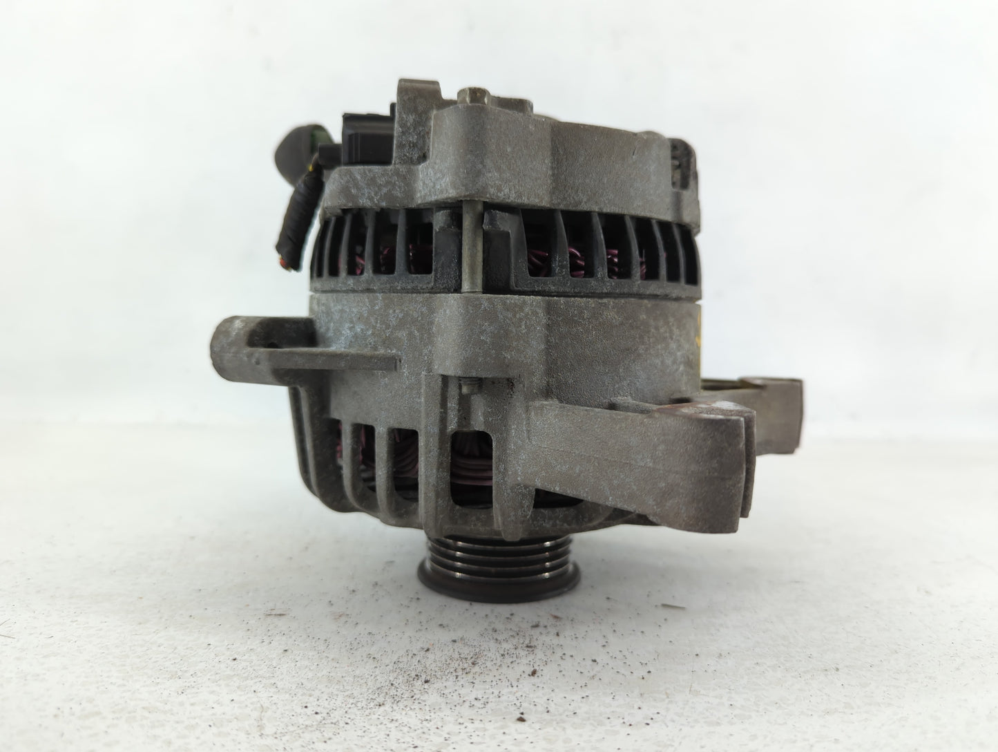 2006 Ford Expedition Alternator Replacement Generator Charging Assembly Engine OEM P/N:6L7T-AA 06042608 Fits OEM Used Auto P