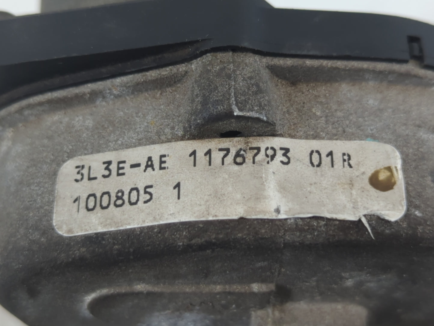 2006 Ford Expedition Throttle Body P/N:1176793 3L3E-AE Fits Fits 2004 2005 2007 2008 2009 2010 OEM Used Auto Parts - Oemused