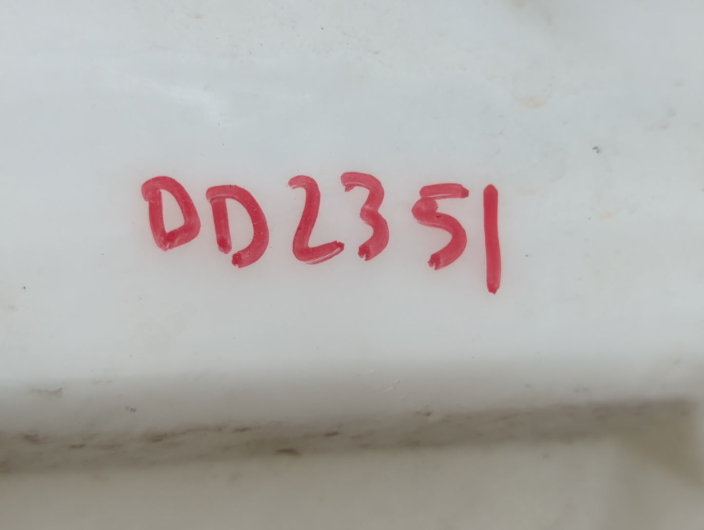 2003-2006 Ford Expedition Radiator Coolant Overflow Expansion Tank Bottle 818469 - Oemusedautoparts1.com