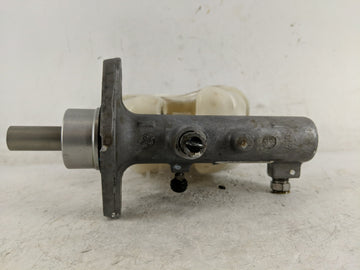 2006-2010 Ford Explorer Brake Master Cylinder 1221005