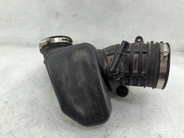 2006 Ford Explorer Air Cleaner Intake Duct Hose Tube
