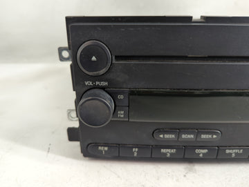 2005-2006 Ford F-150 Radio AM FM Cd Player Receiver Replacement P/N:6L3T-18C869-AD Fits Fits 2005 2006 OEM Used Auto Parts