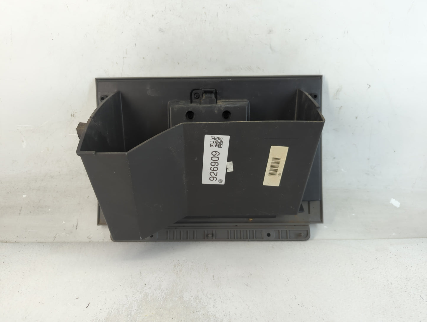 2006 Ford F-150 Passenger Glove Box Door Storage Compartment 926909 - Oemusedautoparts1.com