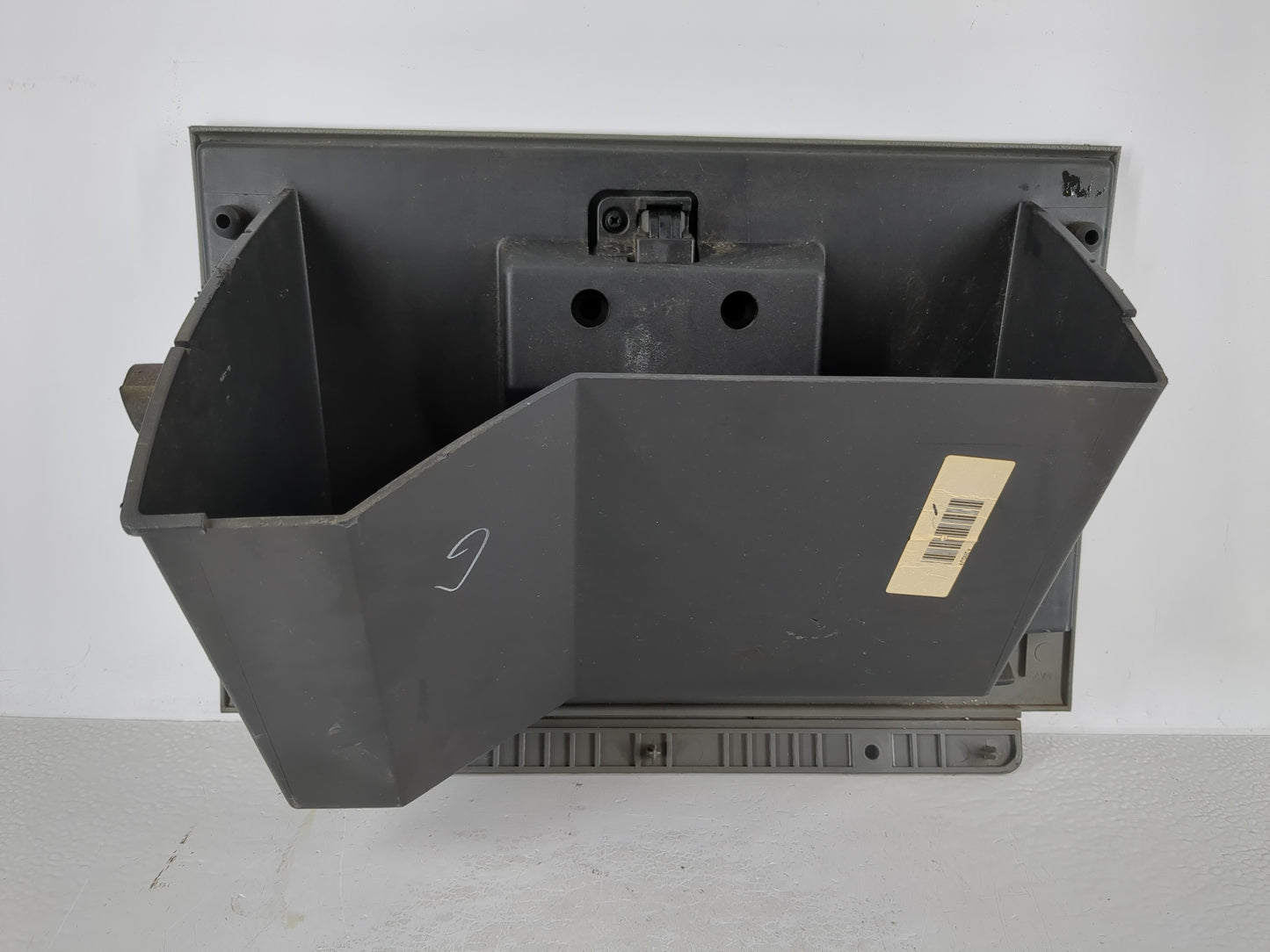2006 Ford F-150 Passenger Glove Box Door Storage Compartment 956542 - Oemusedautoparts1.com