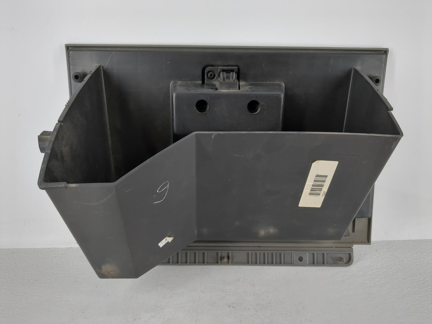 2006 Ford F-150 Passenger Glove Box Door Storage Compartment 956647 - Oemusedautoparts1.com