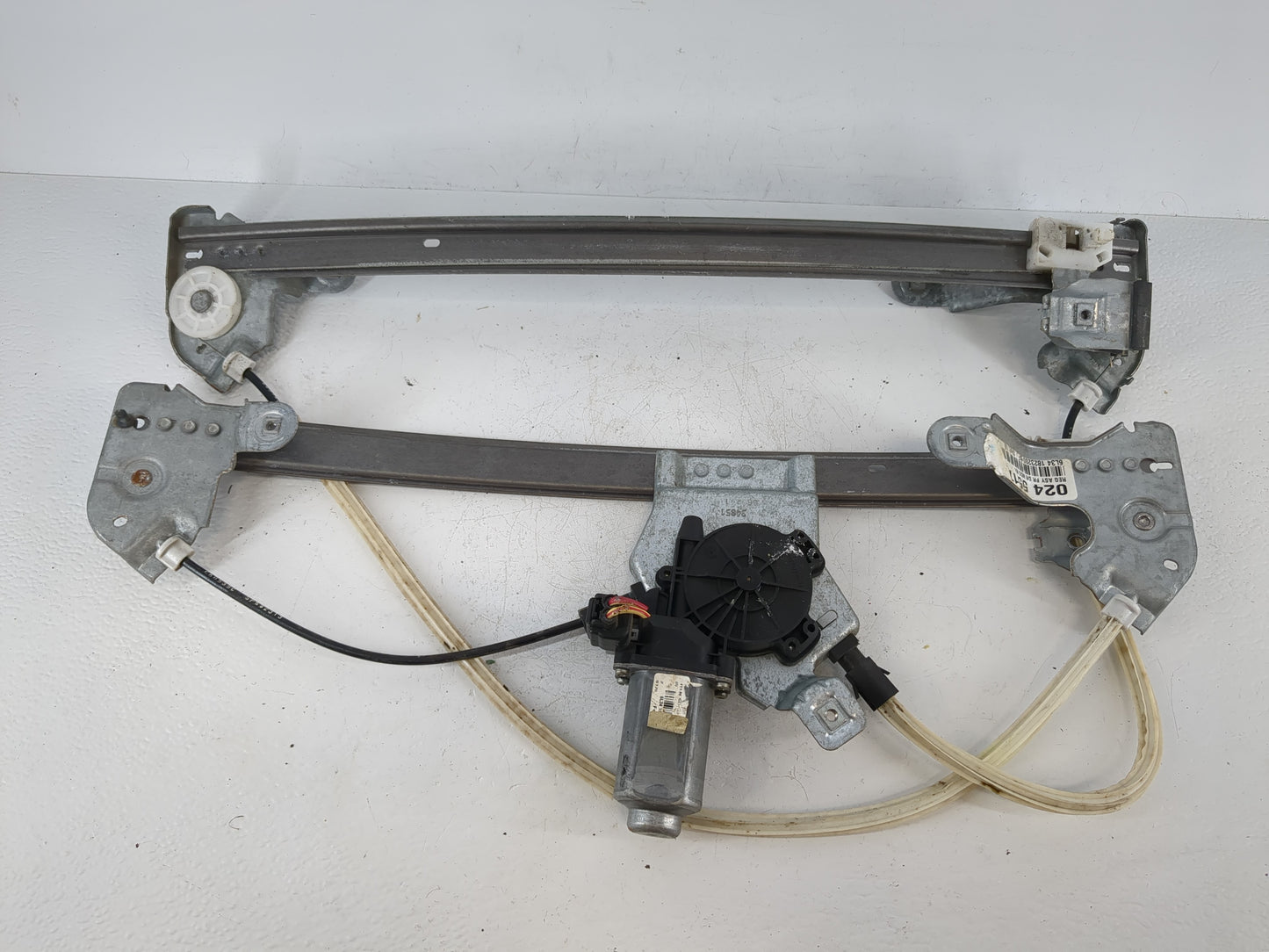 2004-2008 Ford F-150 Window Regulator Passenger Front - Oemusedautoparts1.com
