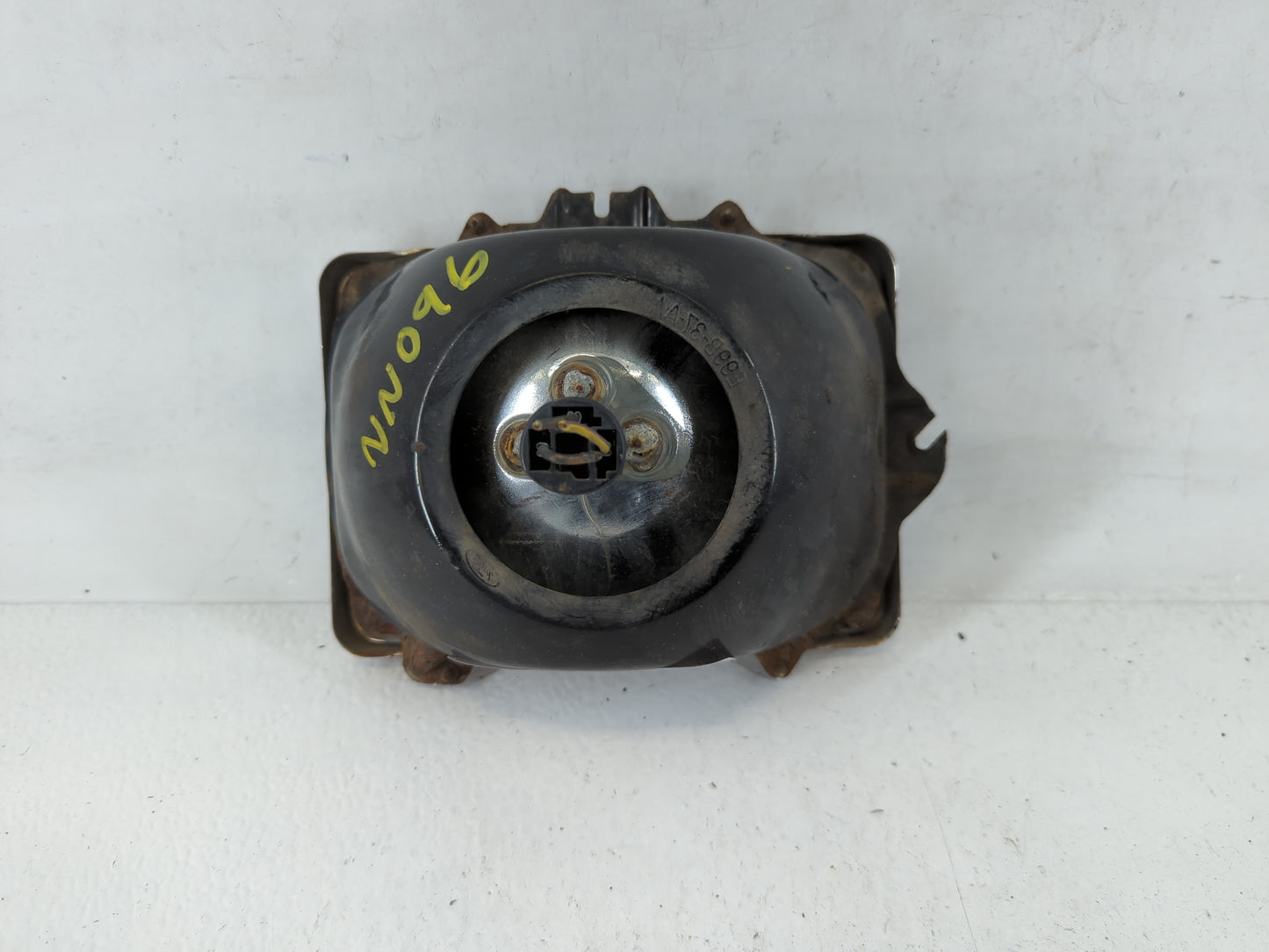 2005-2010 Ford F-350 Super Duty Driver Left Oem Head Light Headlight Lamp - Oemusedautoparts1.com