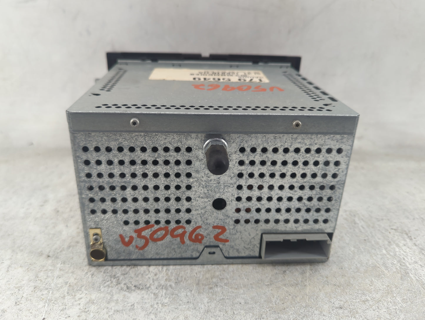 2006 Ford F150 Radio AM FM Cd Player Receiver Replacement P/N:6L3T-18K810-HA YAMG040511 Fits OEM Used Auto Parts - Oemusedau