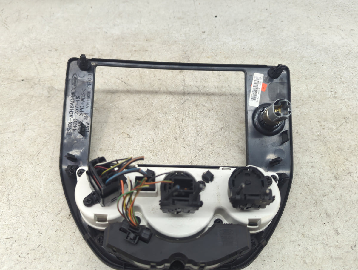 2000-2007 Ford Focus Climate Control Module Temperature AC/Heater Replacement P/N:6S4X-A046A04-AC Fits OEM Used Auto Parts -
