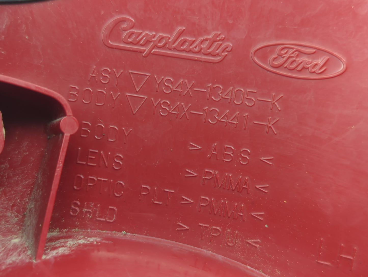 2002-2007 Ford Focus Tail Light Assembly Driver Left OEM P/N:YS4X-13441-K YS4X-13405-K Fits Fits 2002 2003 2004 2005 2006 20