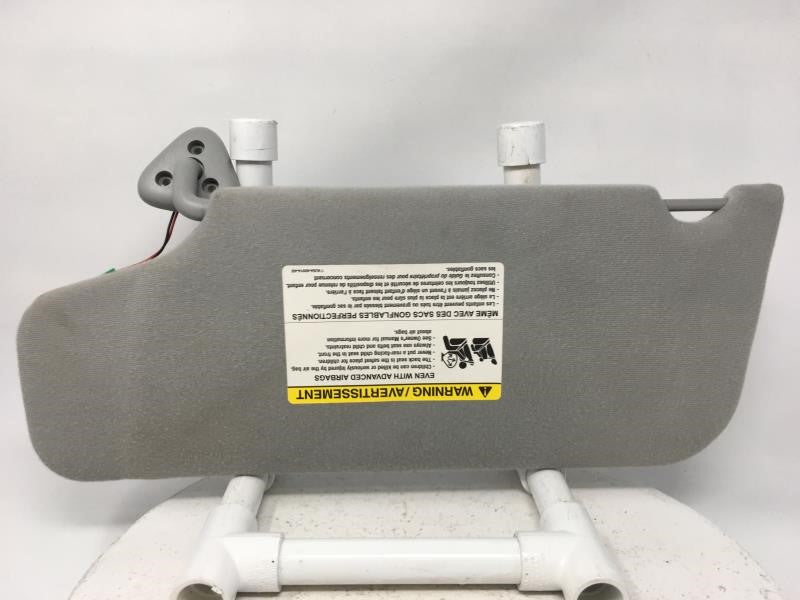2005-2007 Ford Freestyle Sun Visor Shade Replacement Passenger Right Mirror Fits Fits 2005 2006 2007 OEM Used Auto Parts - O