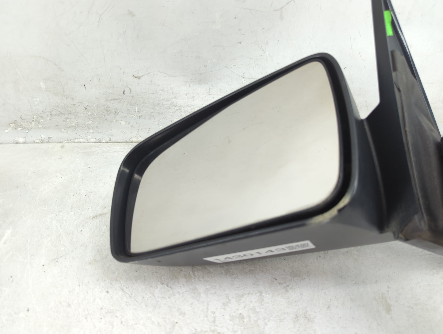 2005-2009 Ford Mustang Driver Side View Mirror - Left Door Mirror OEM Used - Oemusedautoparts1.com