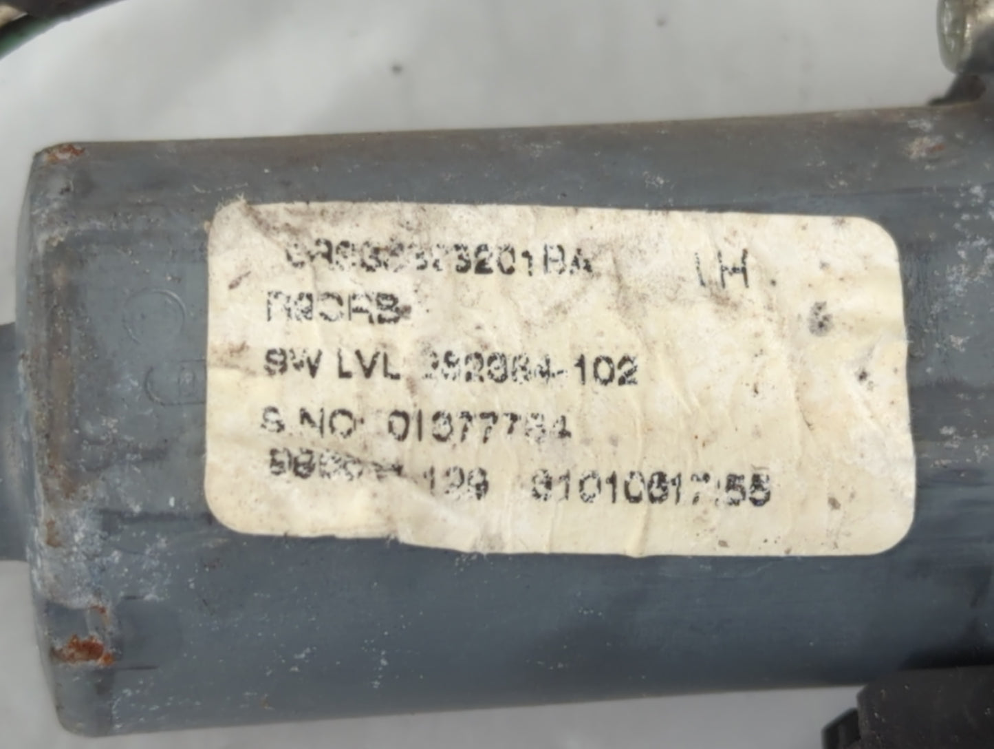 2005-2009 Ford Mustang Driver Left Front Window Regulator - Oemusedautoparts1.com