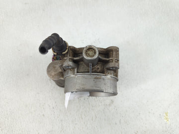 2003-2006 Gmc Envoy Xl Throttle Body P/N:310 05F 1787 Fits Fits 2003 2004 2005 2006 2007 OEM Used Auto Parts
