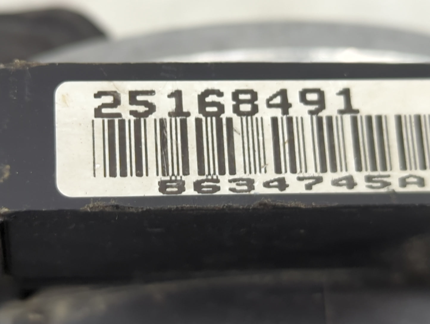 1999-2007 Gmc Sierra 1500 Mass Air Flow Meter Maf 1487657 - Oemusedautoparts1.com