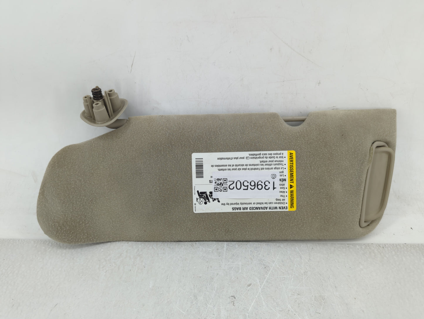 2003 Gmc Sierra 3500 Sun Visor Shade Replacement Passenger Right Mirror Fits OEM Used Auto Parts - Oemusedautoparts1.com