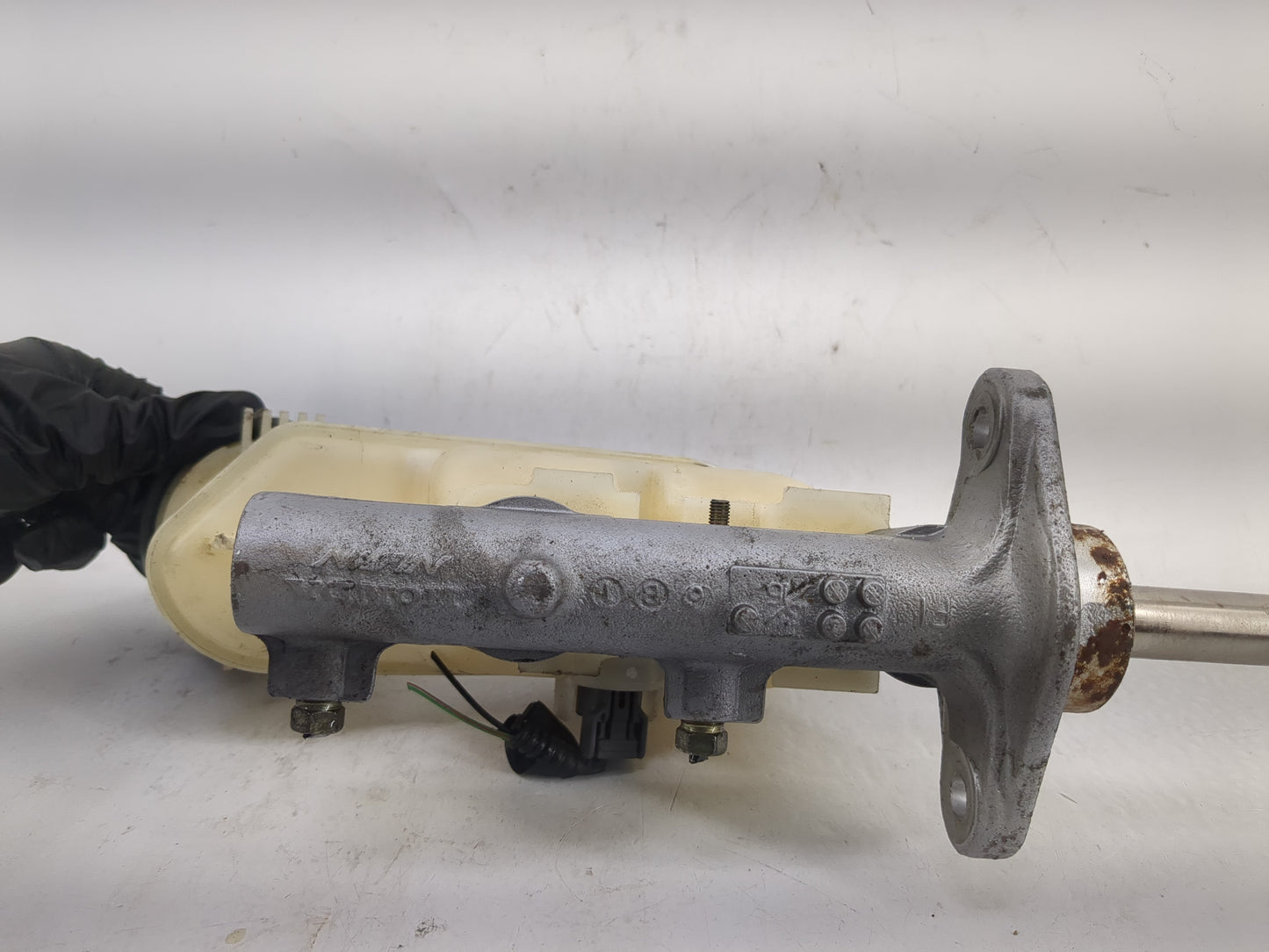 2003-2007 Honda Accord Brake Master Cylinder - Oemusedautoparts1.com