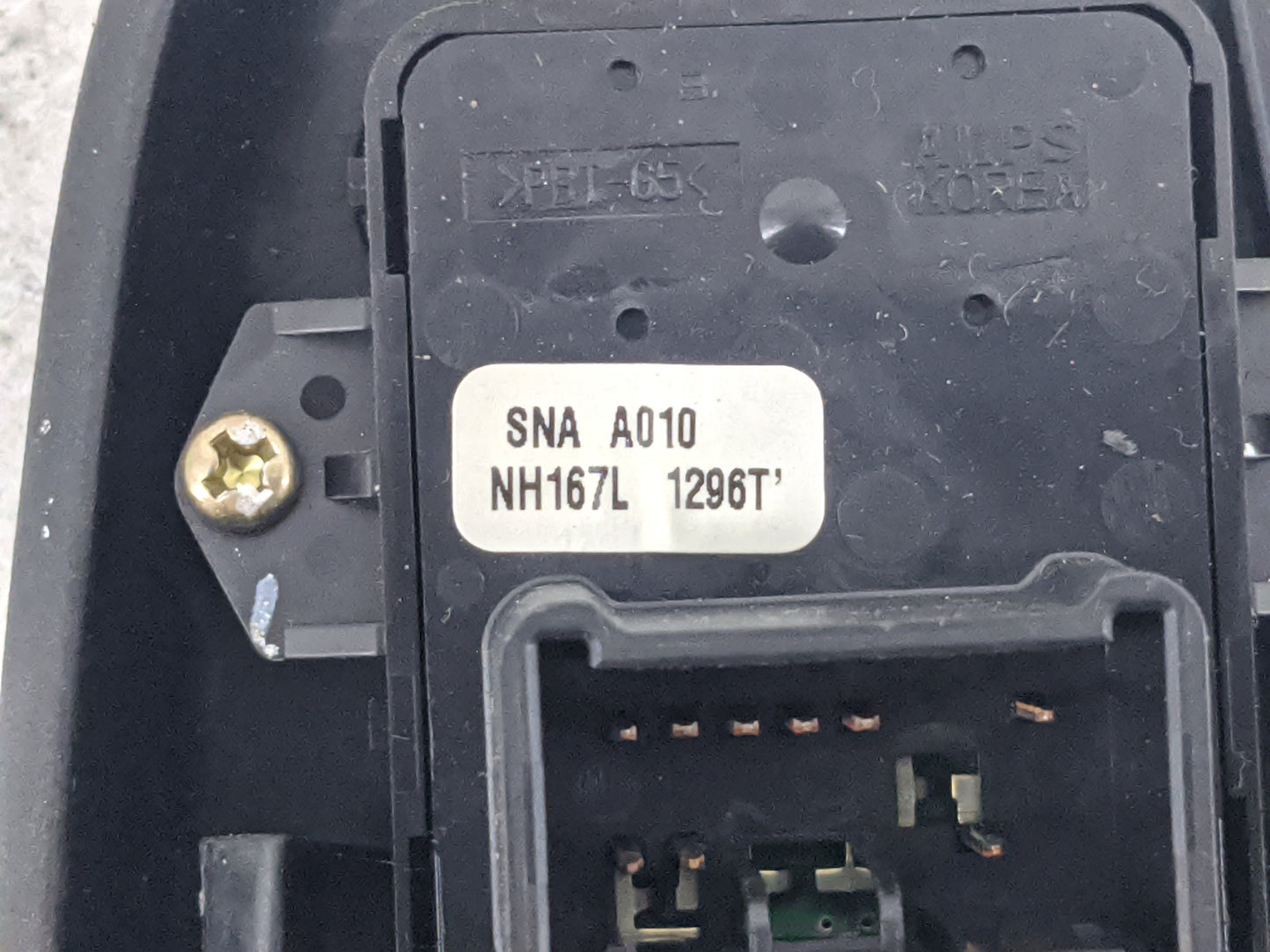 2006 Honda Civic Master Power Window Switch Replacement Driver Side Left P/N:35750-SNA-A110-M1 SNA A010 Fits OEM Used Auto P