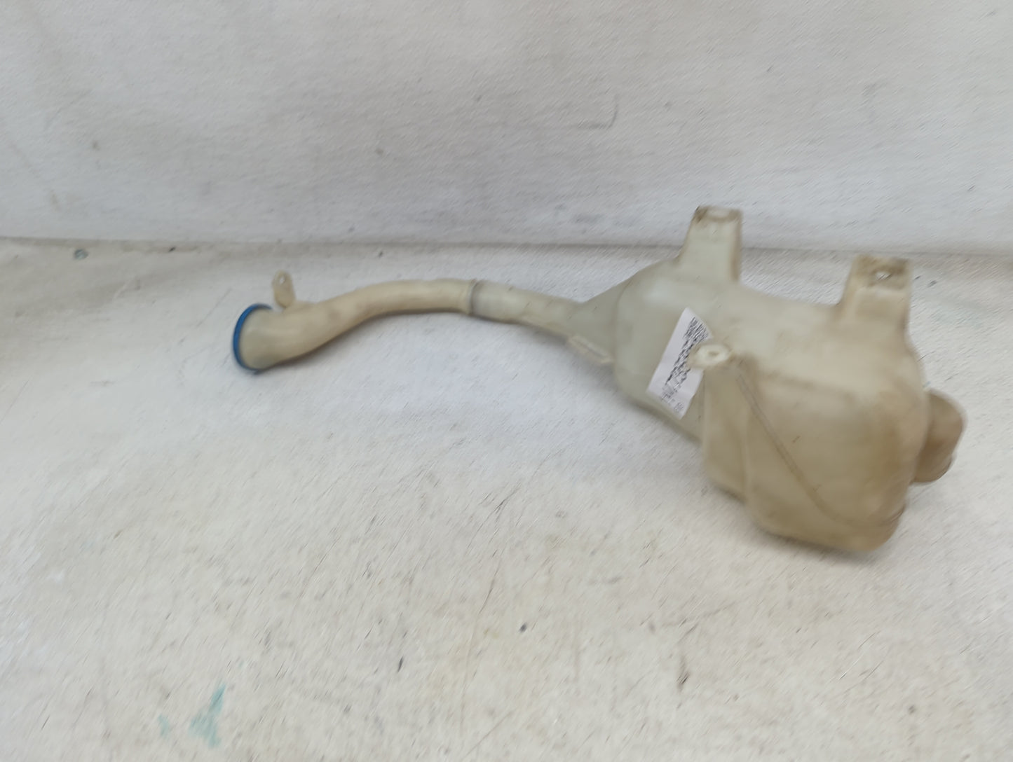 2006-2011 Honda Civic Windshield Washer Fluid Reservoir Bottle Oem 1473585 - Oemusedautoparts1.com