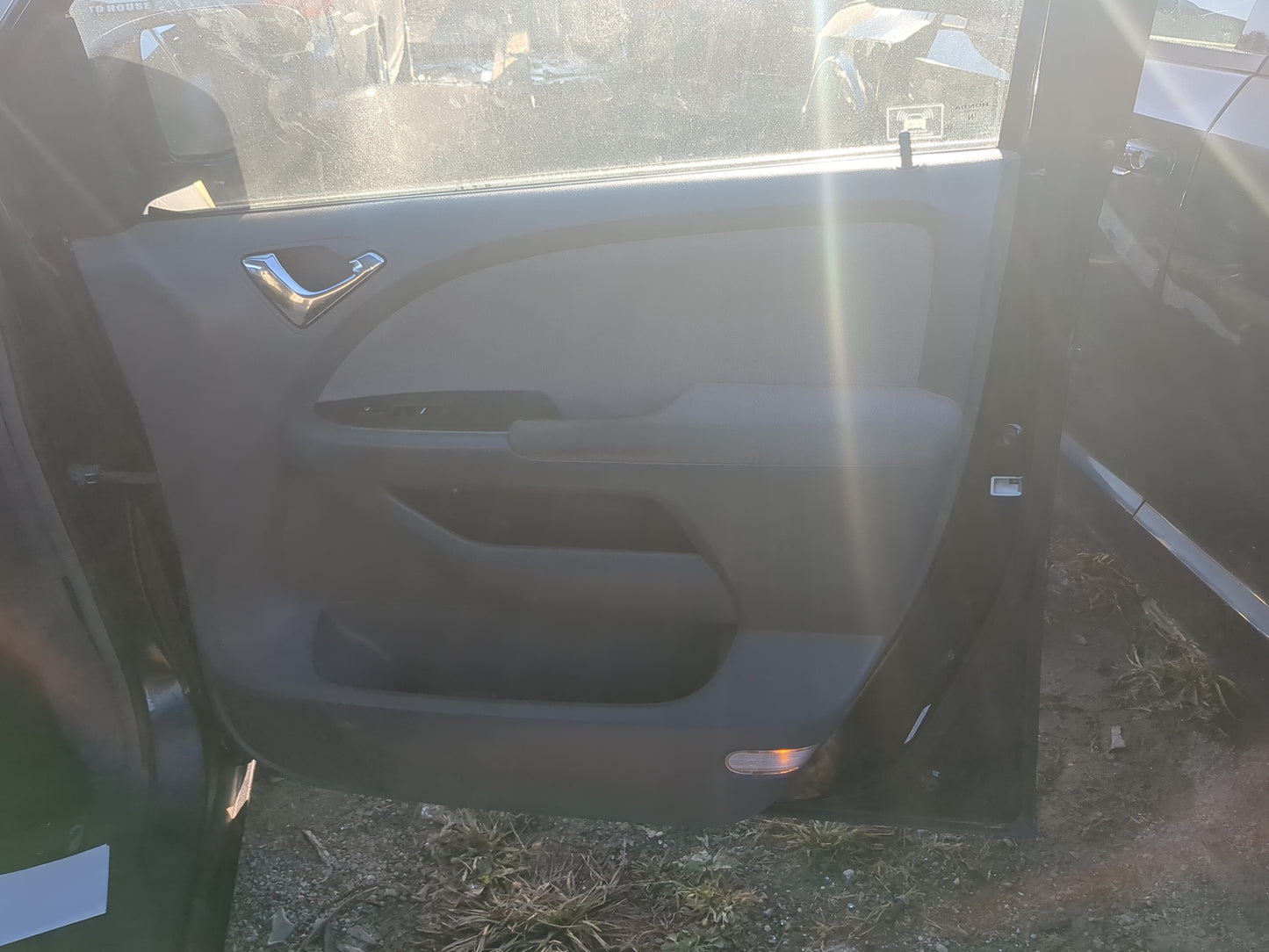 2006 Honda Odyssey Front Right Passenger Interior Door Panel Trim - Oemusedautoparts1.com