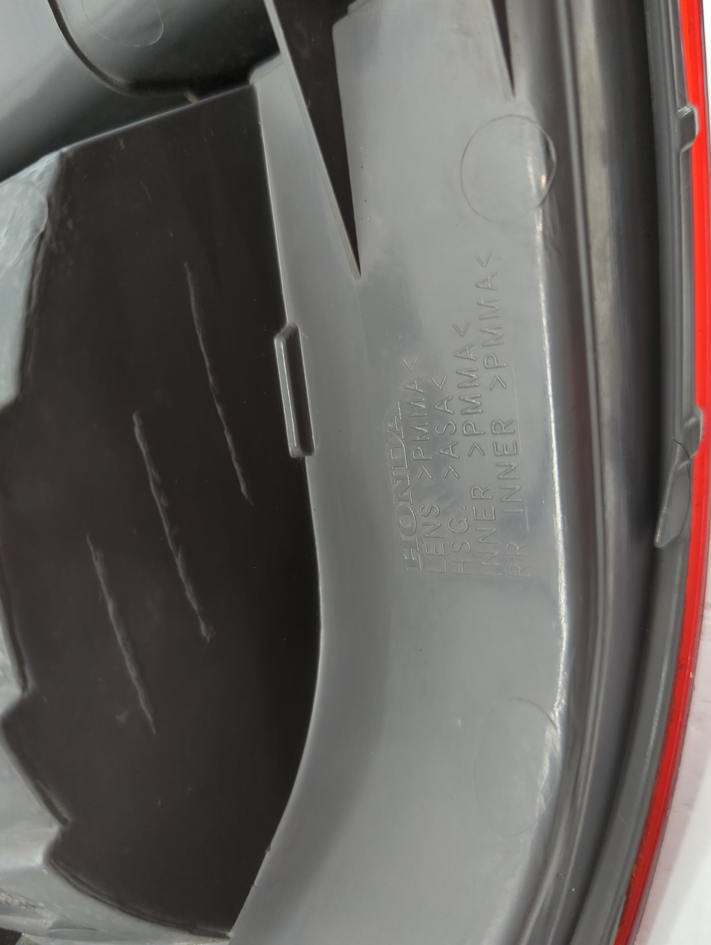 2005-2006 Honda Odyssey Tail Light Assembly Passenger Right OEM Fits Fits 2005 2006 OEM Used Auto Parts - Oemusedautoparts1.