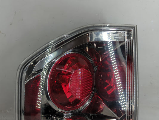 2006-2008 Honda Pilot Tail Light Assembly Passenger Right OEM Fits Fits 2006 2007 2008 OEM Used Auto Parts