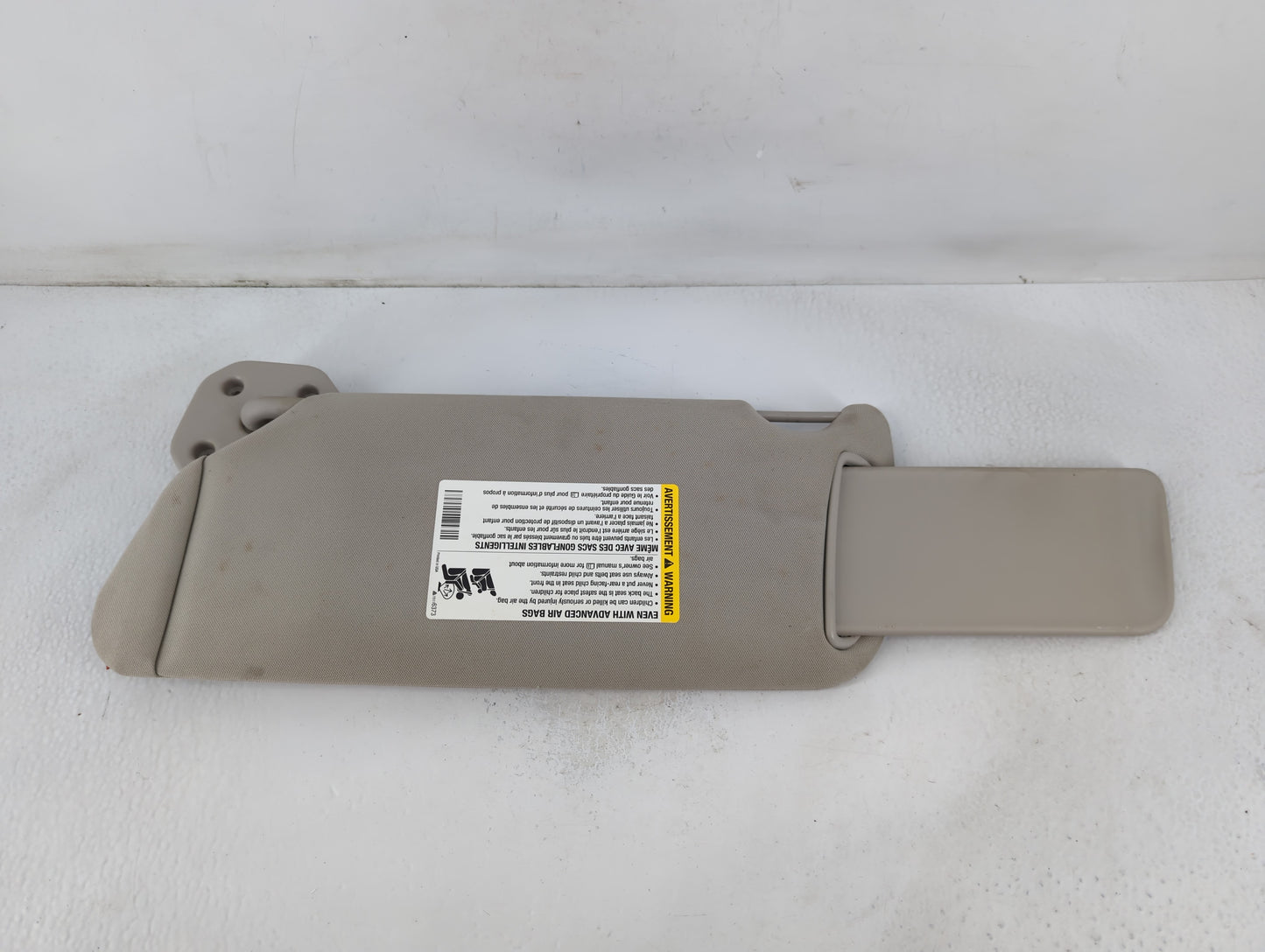 2006 Hummer H3 Sun Visor Shade Replacement Passenger Right Mirror Fits OEM Used Auto Parts - Oemusedautoparts1.com