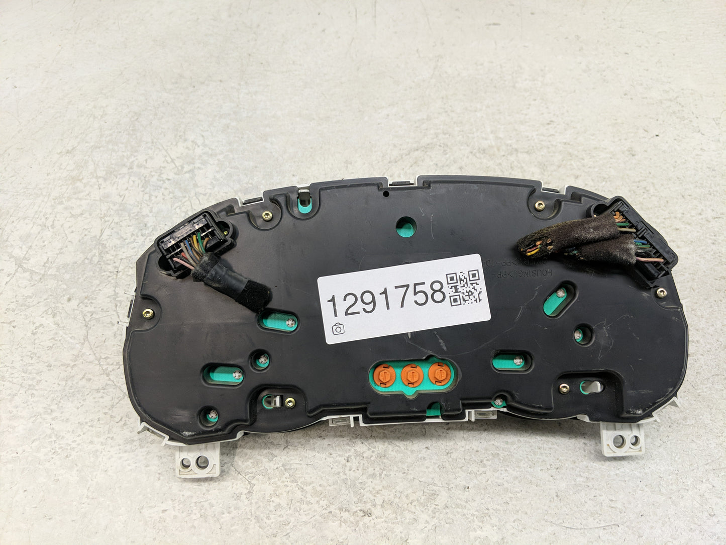 2006-2008 Hyundai Accent Instrument Cluster Speedometer Gauges P/N:94001-1E181 Fits Fits 2006 2007 2008 OEM Used Auto Parts