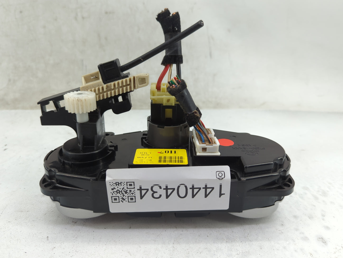 2006-2008 Hyundai Accent Climate Control Module Temperature AC/Heater Replacement P/N:97250-1EXXX Fits Fits 2006 2007 2008 O