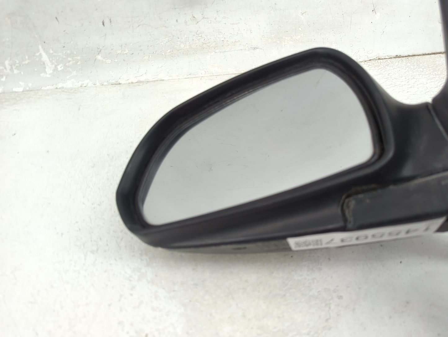 2001-2006 Hyundai Elantra Driver Side View Mirror - Left Door Mirror OEM Used - Oemusedautoparts1.com