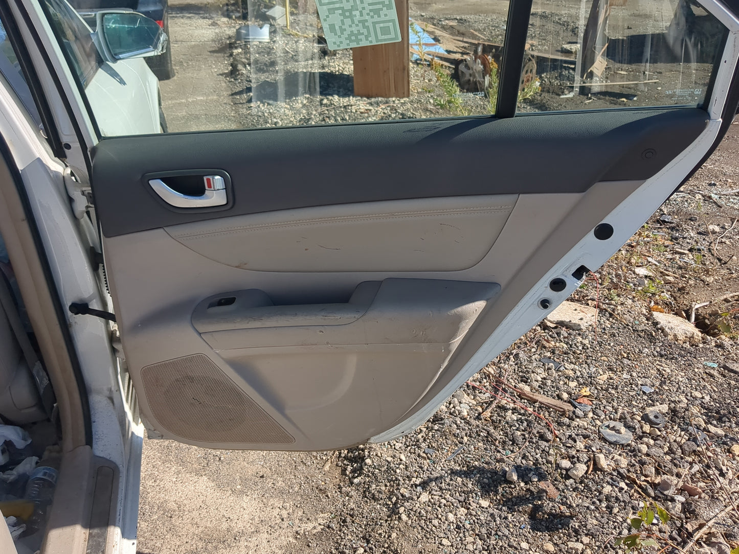 2006-2010 Hyundai Sonata Passenger Rear Door Oem - Oemusedautoparts1.com