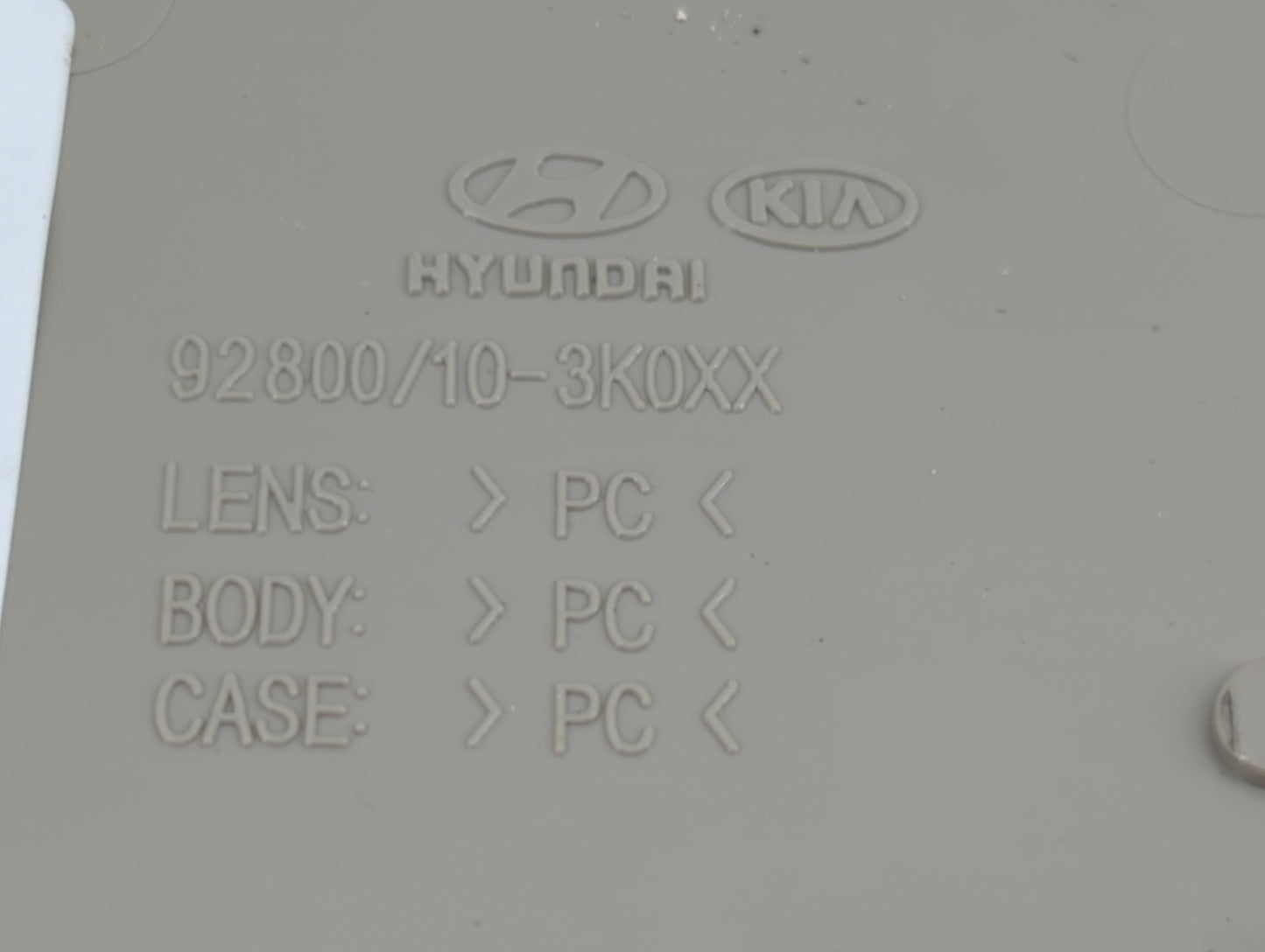 2006-2007 Hyundai Sonata Overhead Roof Console 1454632 - Oemusedautoparts1.com