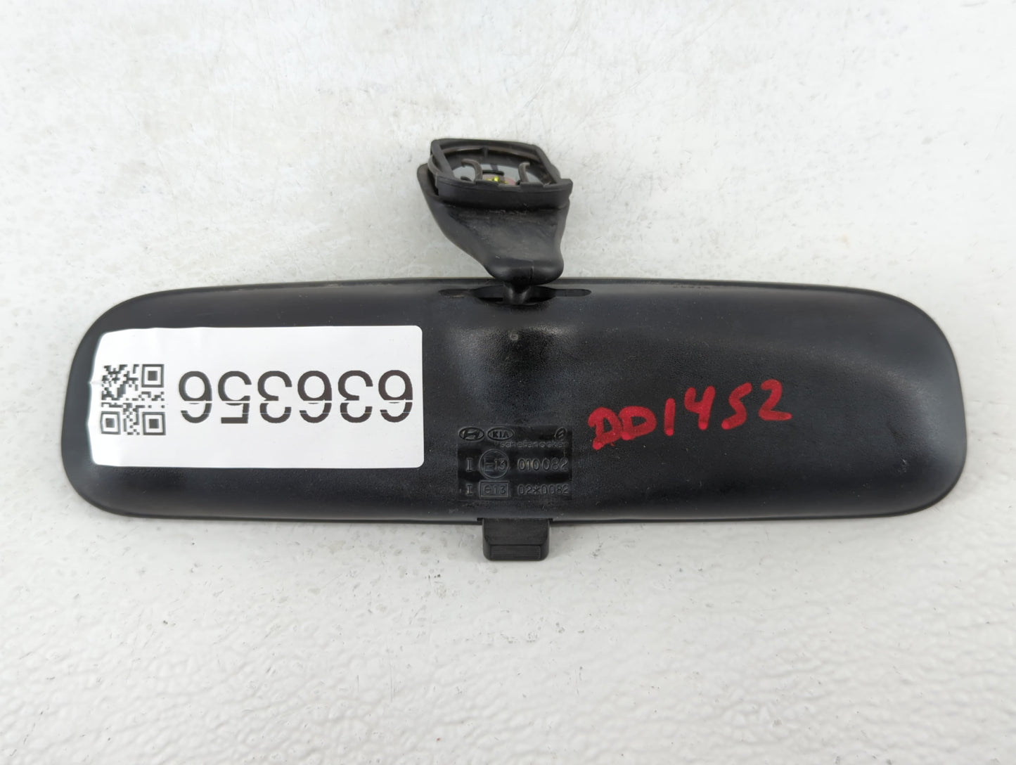 2006-2015 Hyundai Sonata Interior Rear View Mirror Replacement OEM P/N:E13 02X0082 IE13010082 Fits OEM Used Auto Parts - Oem