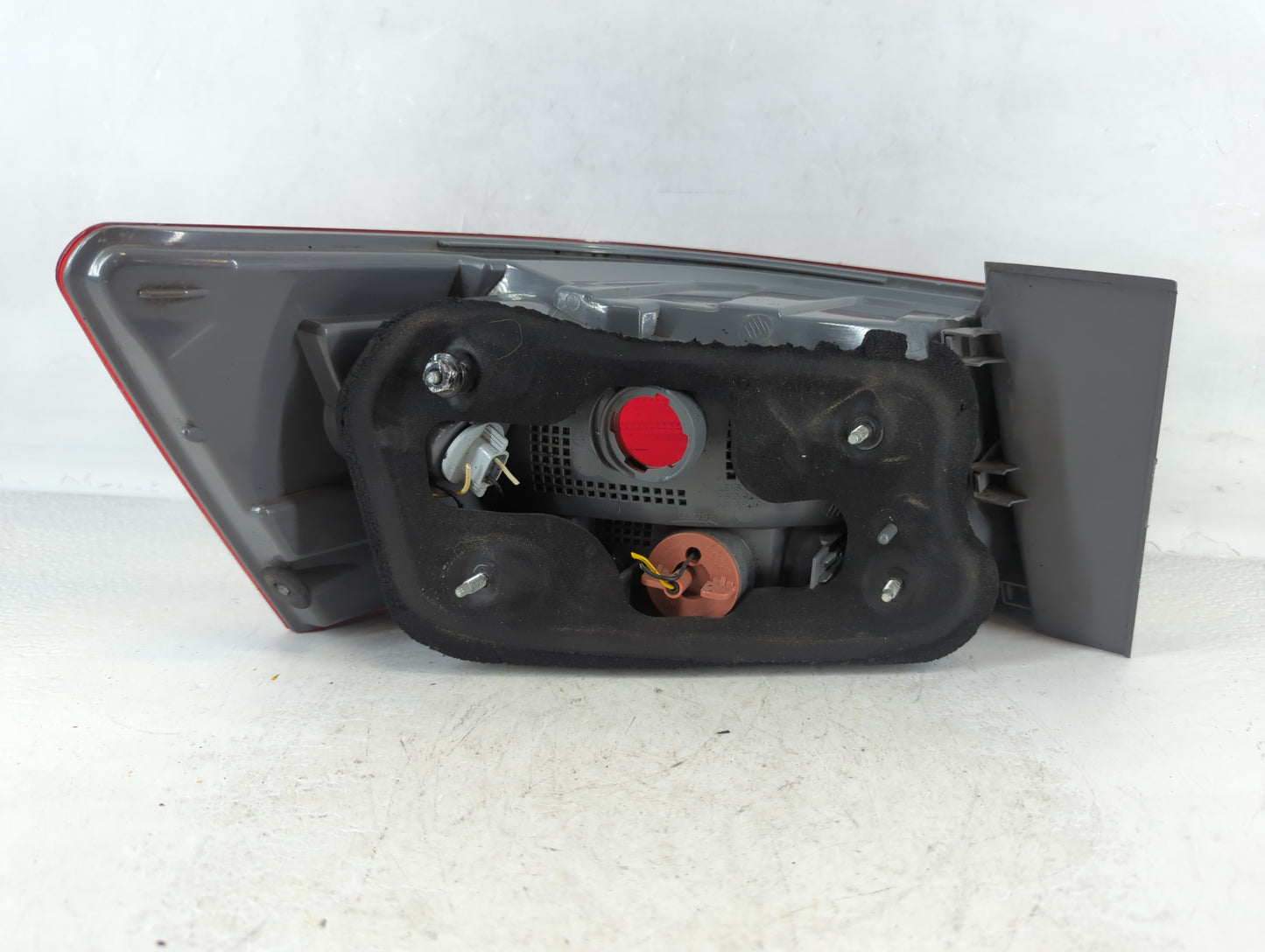 2006-2008 Hyundai Sonata Tail Light Assembly Passenger Right OEM P/N:92402-0A Fits Fits 2006 2007 2008 OEM Used Auto Parts -