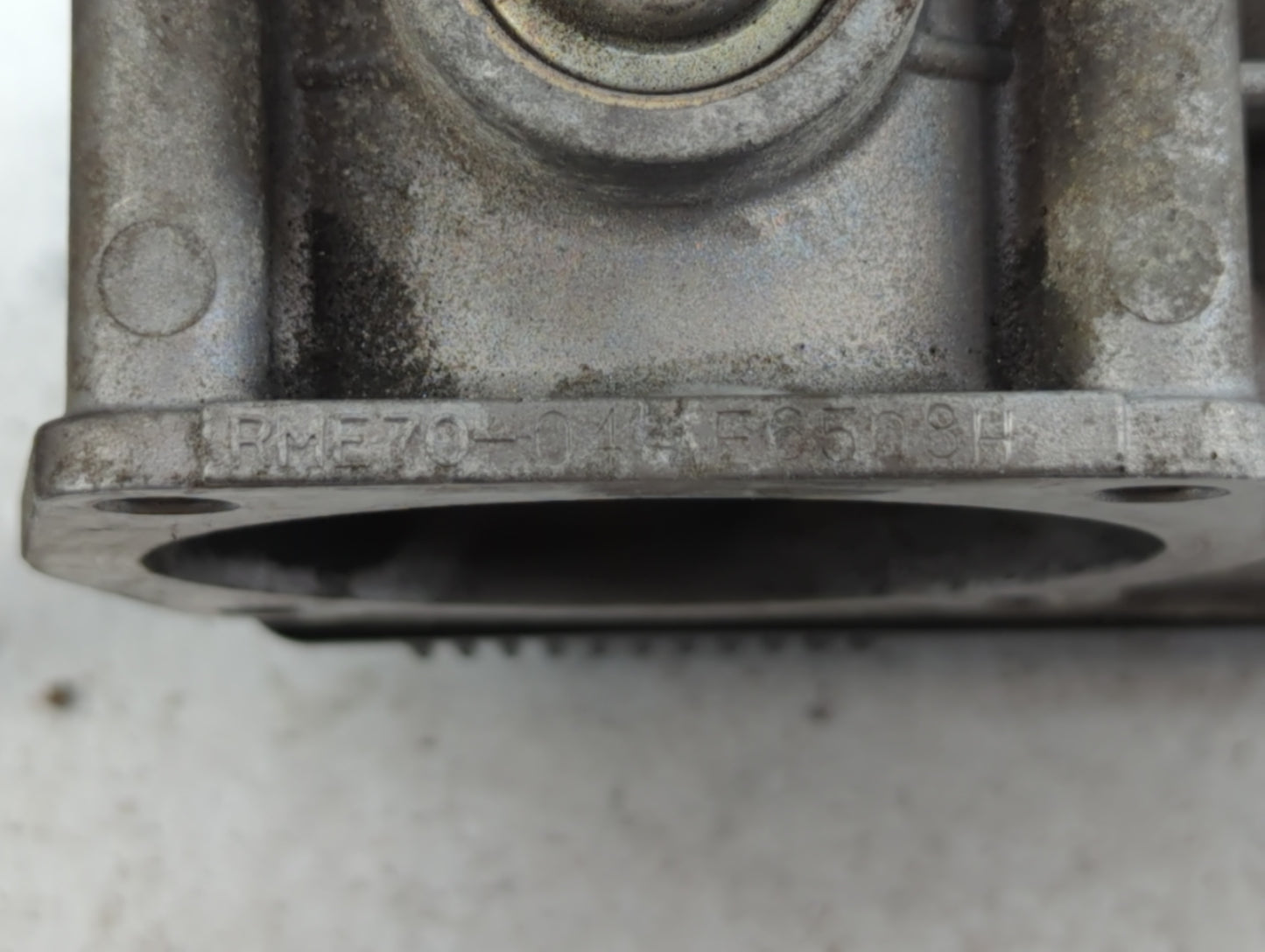 2006-2007 Infiniti G35 Throttle Body P/N:RME70-04 Fits Fits 2006 2007 2008 2009 OEM Used Auto Parts - Oemusedautoparts1.com