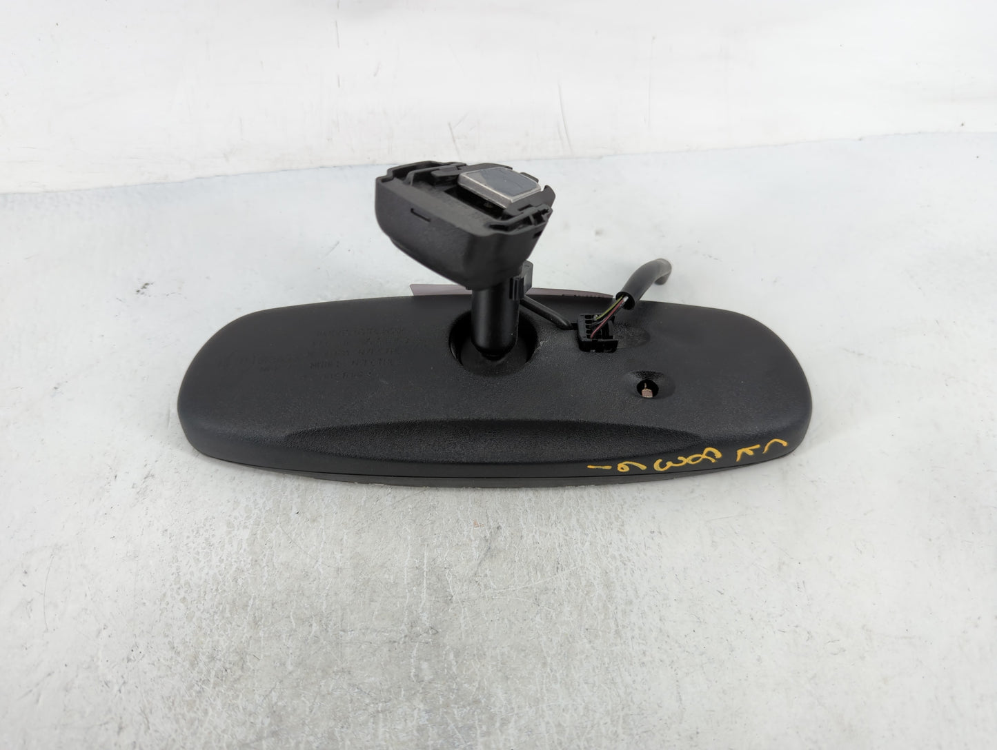 2006 Infiniti M45 Interior Rear View Mirror Replacement OEM P/N:E11015633 Fits OEM Used Auto Parts - Oemusedautoparts1.com