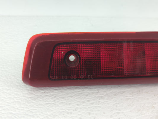 2006 Jeep Commander Tail Light Assembly Driver Left OEM P/N:55396460AC Fits OEM Used Auto Parts