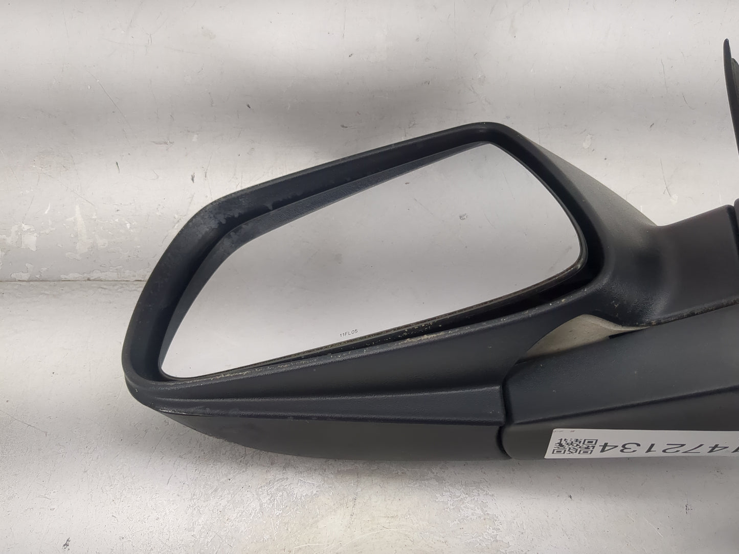 2005-2010 Jeep Grand Cherokee Driver Side View Mirror - Left Door Mirror OEM Used - Oemusedautoparts1.com