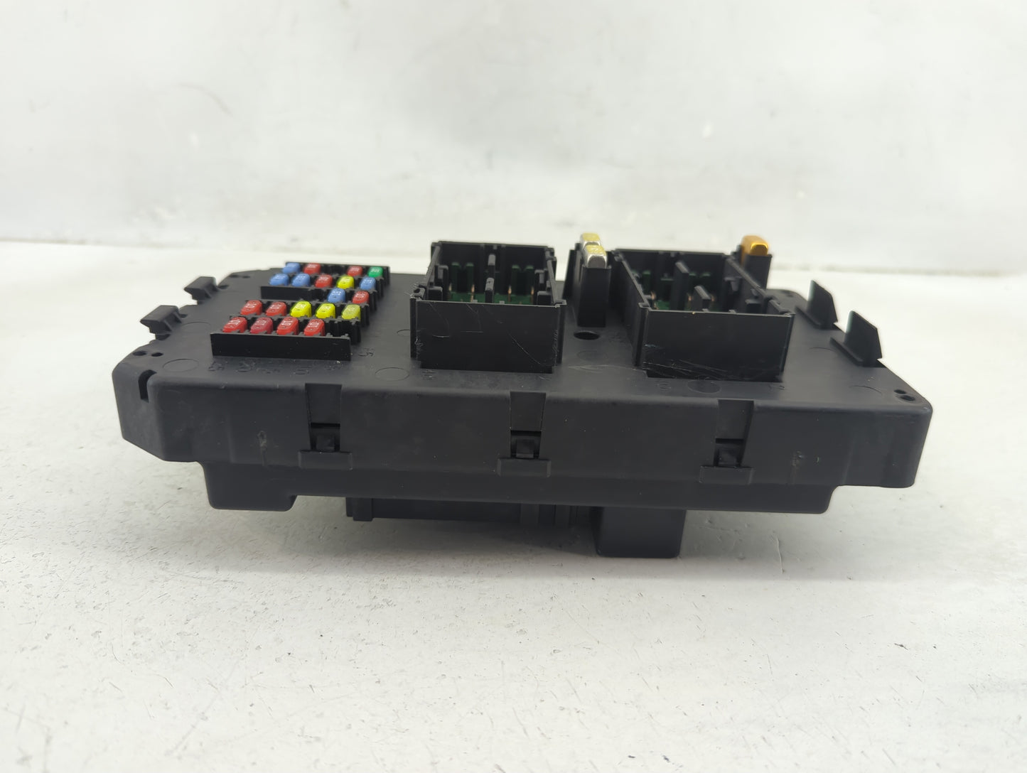 2006 Jeep Grand Cherokee Body Control Module Bcm Inner Cabin Fuse Box - Oemusedautoparts1.com