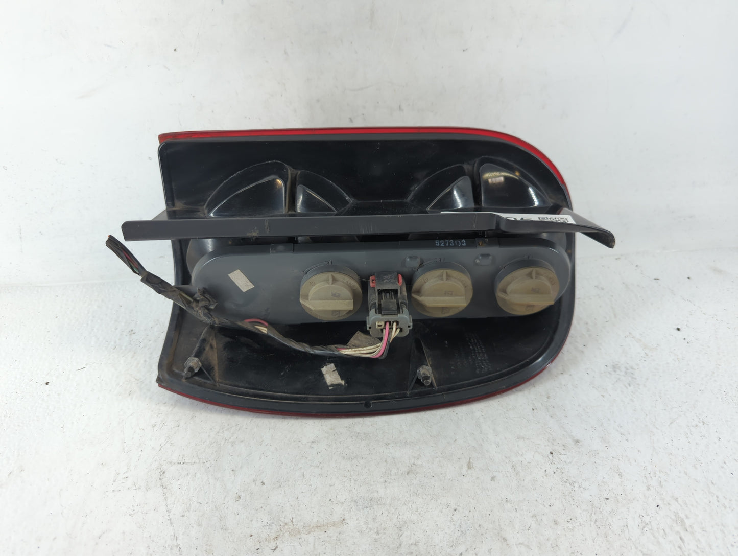 2005-2007 Jeep Liberty Tail Light Assembly Driver Left OEM Fits Fits 2005 2006 2007 OEM Used Auto Parts - Oemusedautoparts1.