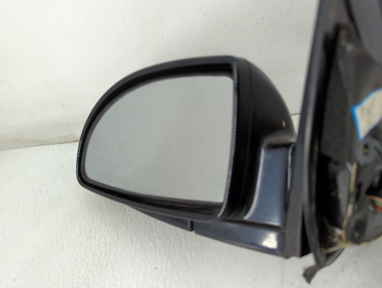 2004-2006 Kia Amanti Driver Side View Mirror - Left Door Mirror OEM Used - Oemusedautoparts1.com