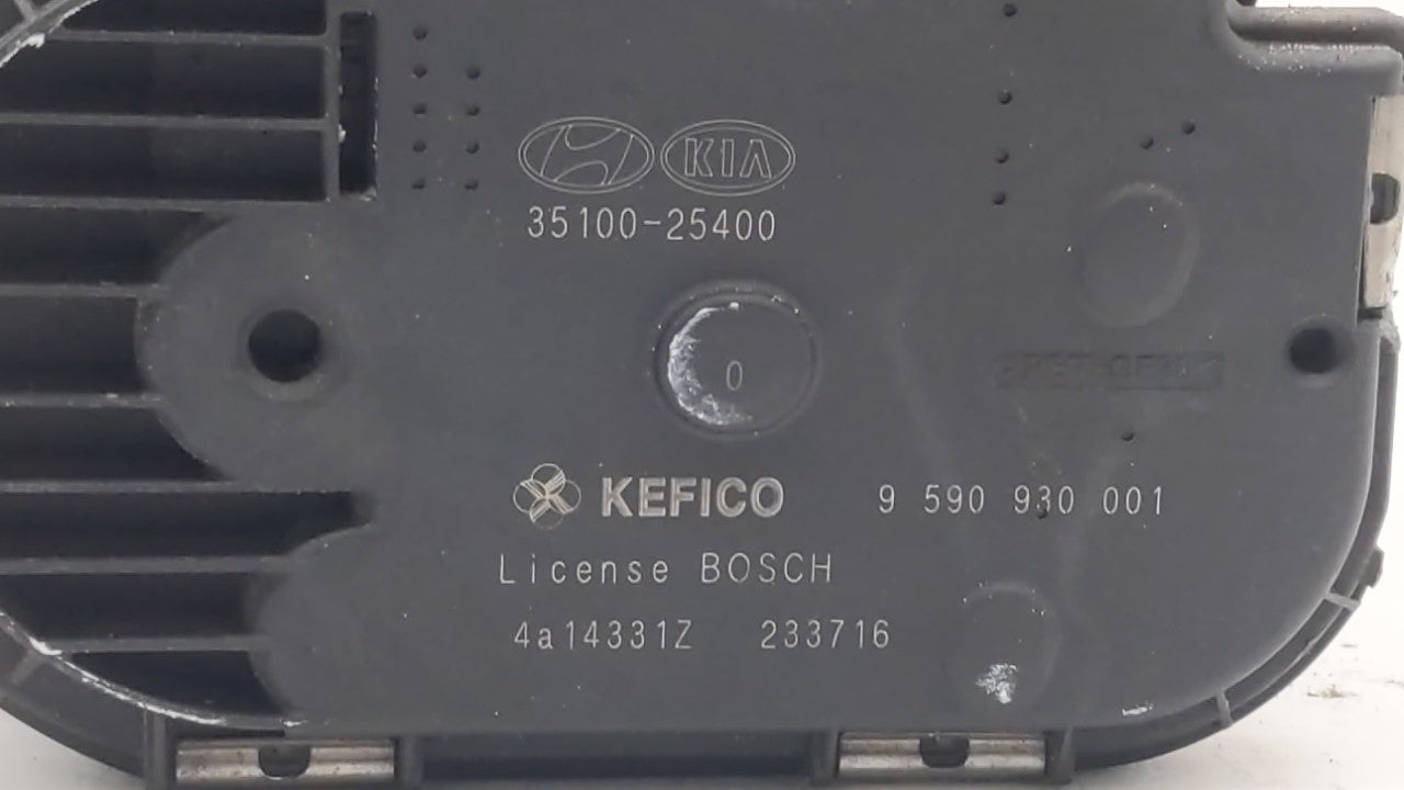 2006-2010 Kia Optima Throttle Body P/N:35100-25400 35100-25200 Fits Fits 2006 2007 2008 2009 2010 2011 2012 2013 OEM Used Au