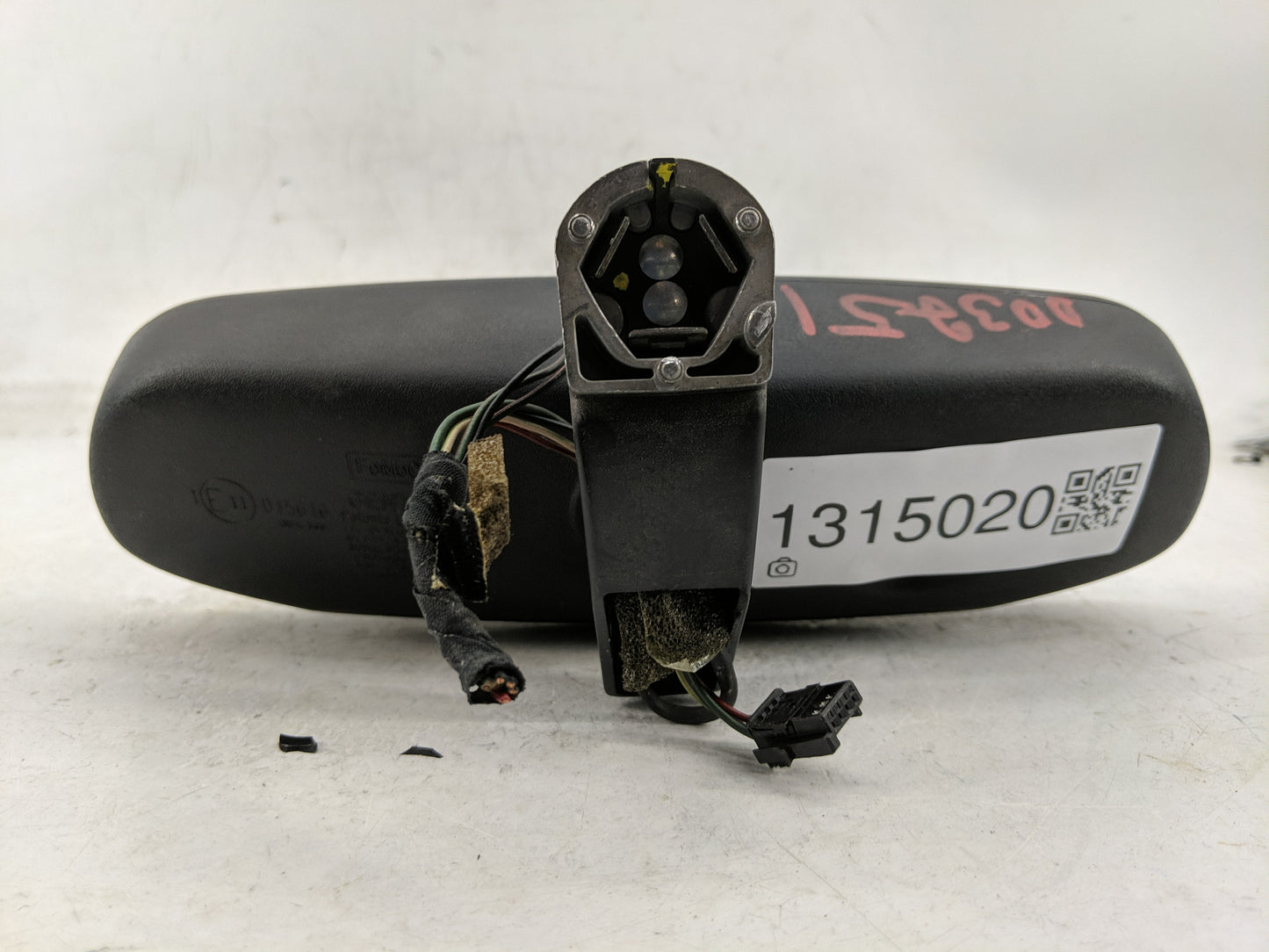 2006-2014 Land Rover Range Rover Interior Rear View Mirror Replacement OEM Fits OEM Used Auto Parts - Oemusedautoparts1.com