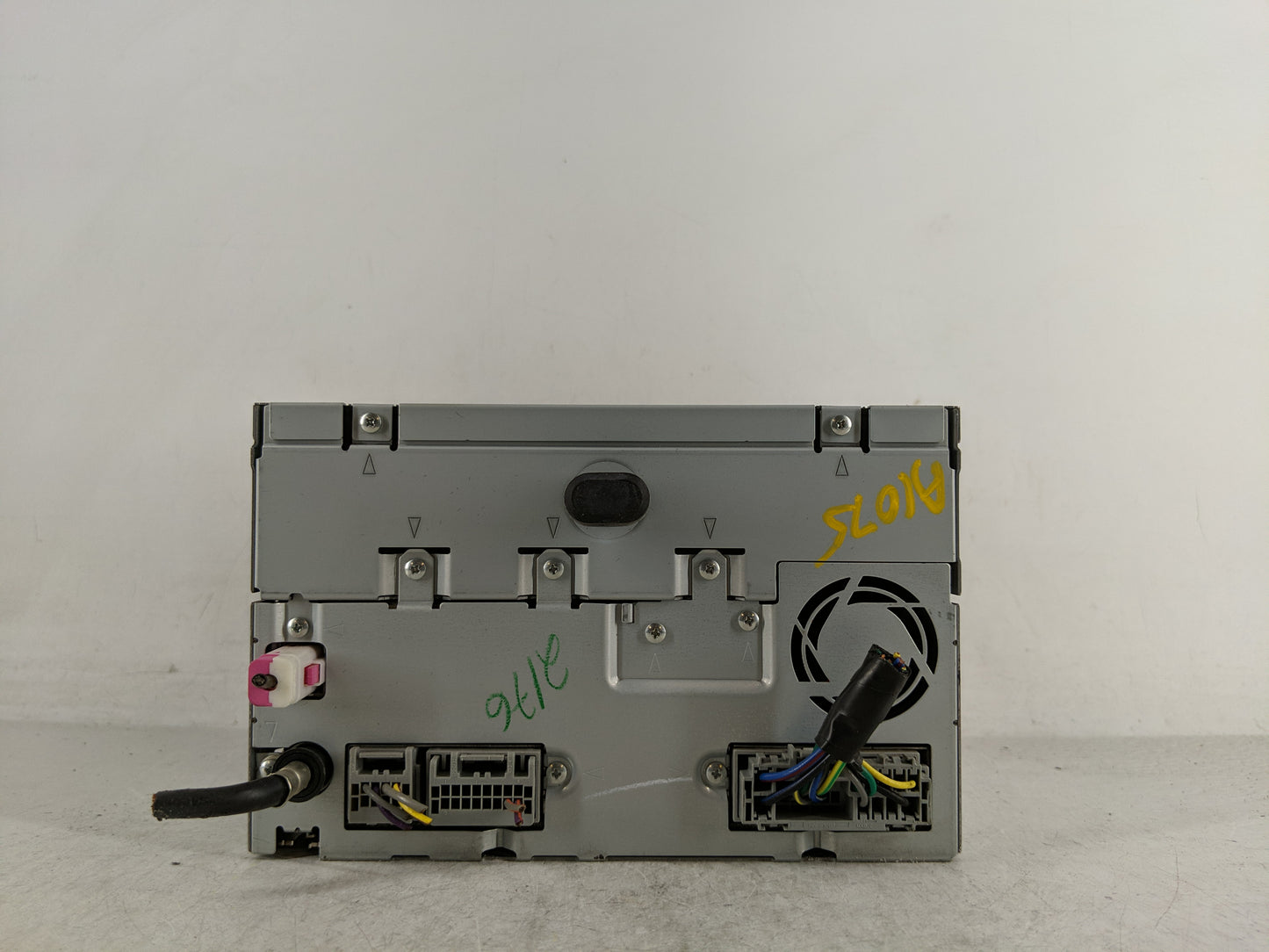 2006 Lincoln Zephyr Radio AM FM Cd Player Receiver Replacement P/N:6H6T-18K931-AP Fits OEM Used Auto Parts - Oemusedautopart