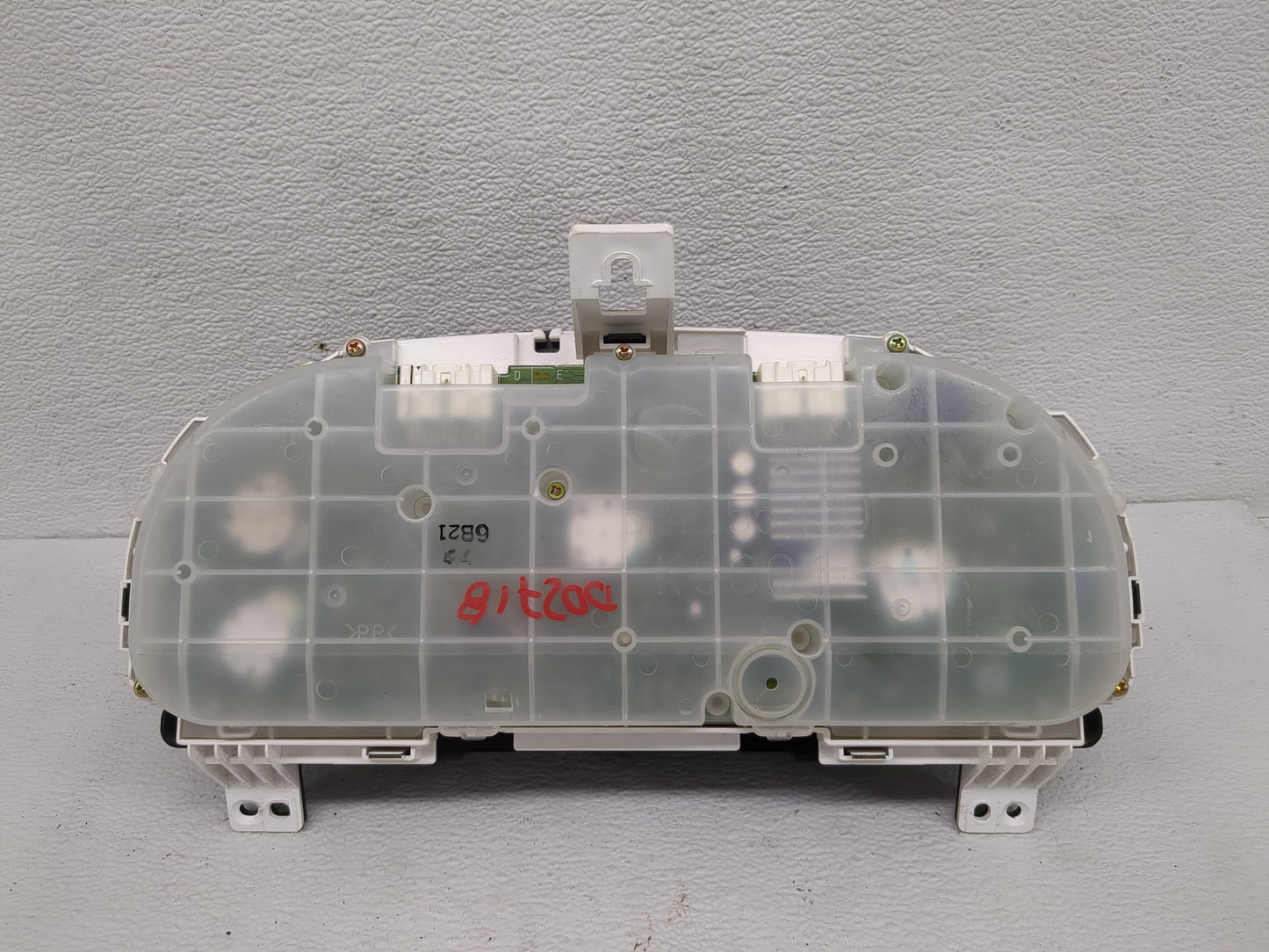 2004-2006 Mazda 3 Instrument Cluster Speedometer Gauges Fits Fits 2004 2005 2006 OEM Used Auto Parts - Oemusedautoparts1.com