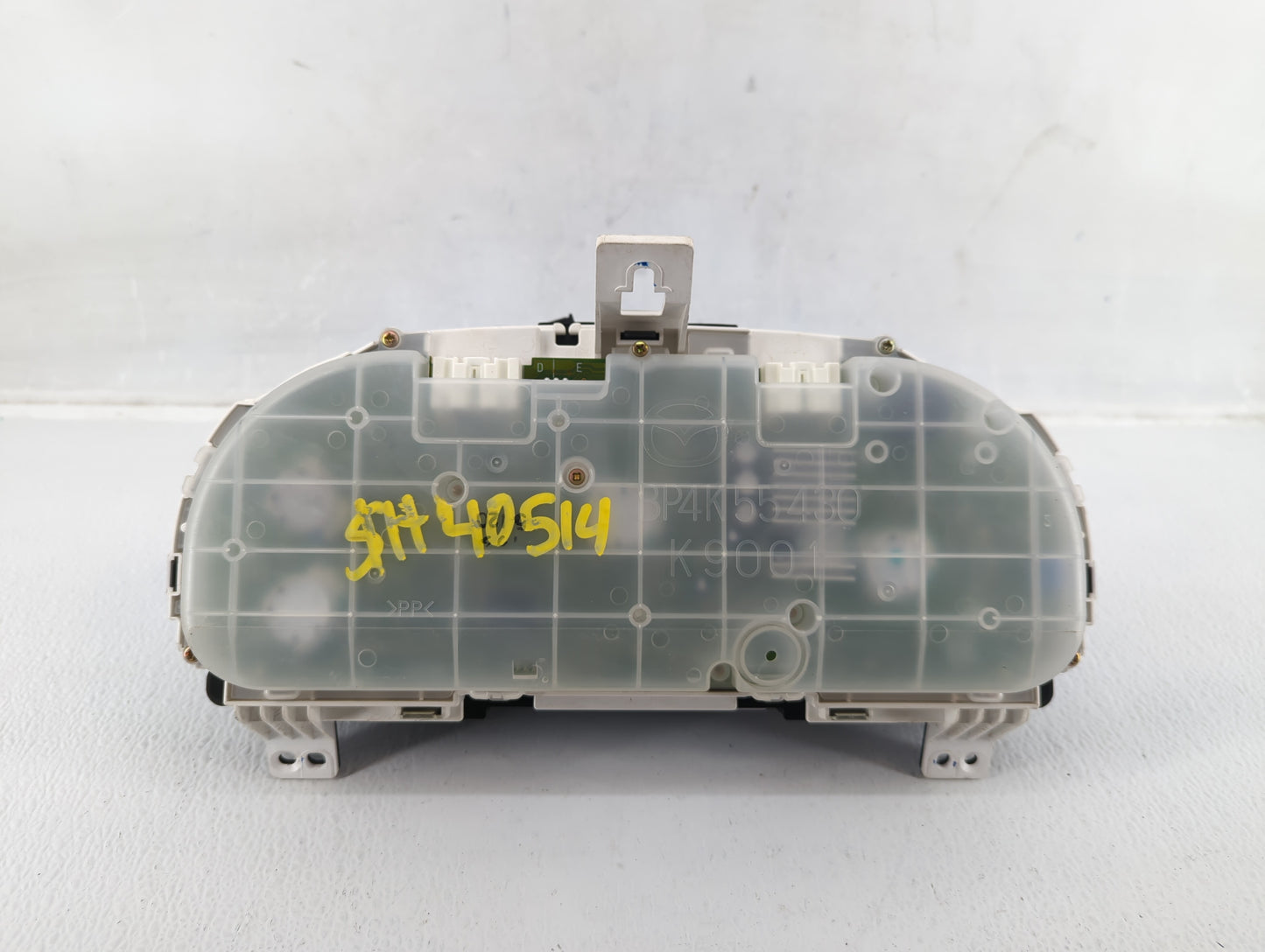 2004-2006 Mazda 3 Instrument Cluster Speedometer Gauges P/N:BP4K 55 430 4XBN8CA41BN8E Fits Fits 2004 2005 2006 OEM Used Auto