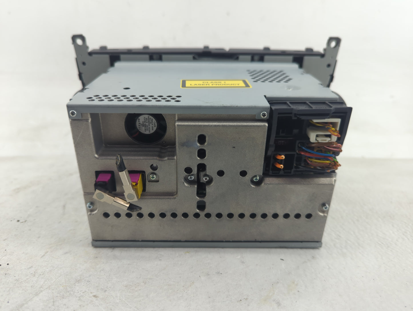 2005-2006 Mercedes-Benz C230 Radio AM FM Cd Player Receiver Replacement P/N:A 20 870 06 89 Fits Fits 2005 2006 OEM Used Auto
